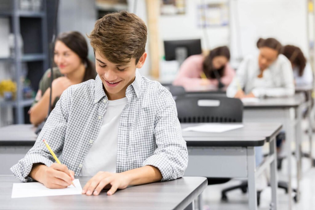 Curious Kids: is it OK to listen to music while studying?